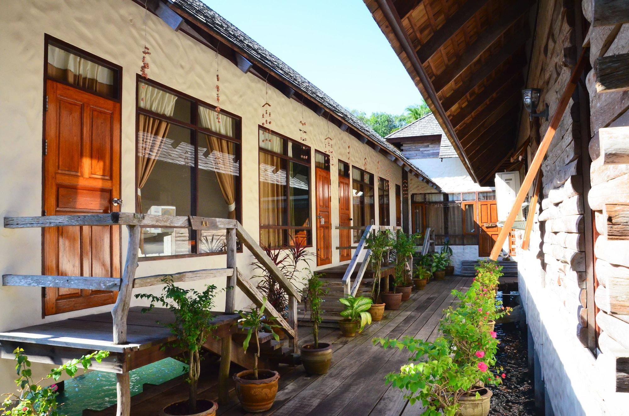 Salakphet Resort Koh Chang Exterior photo