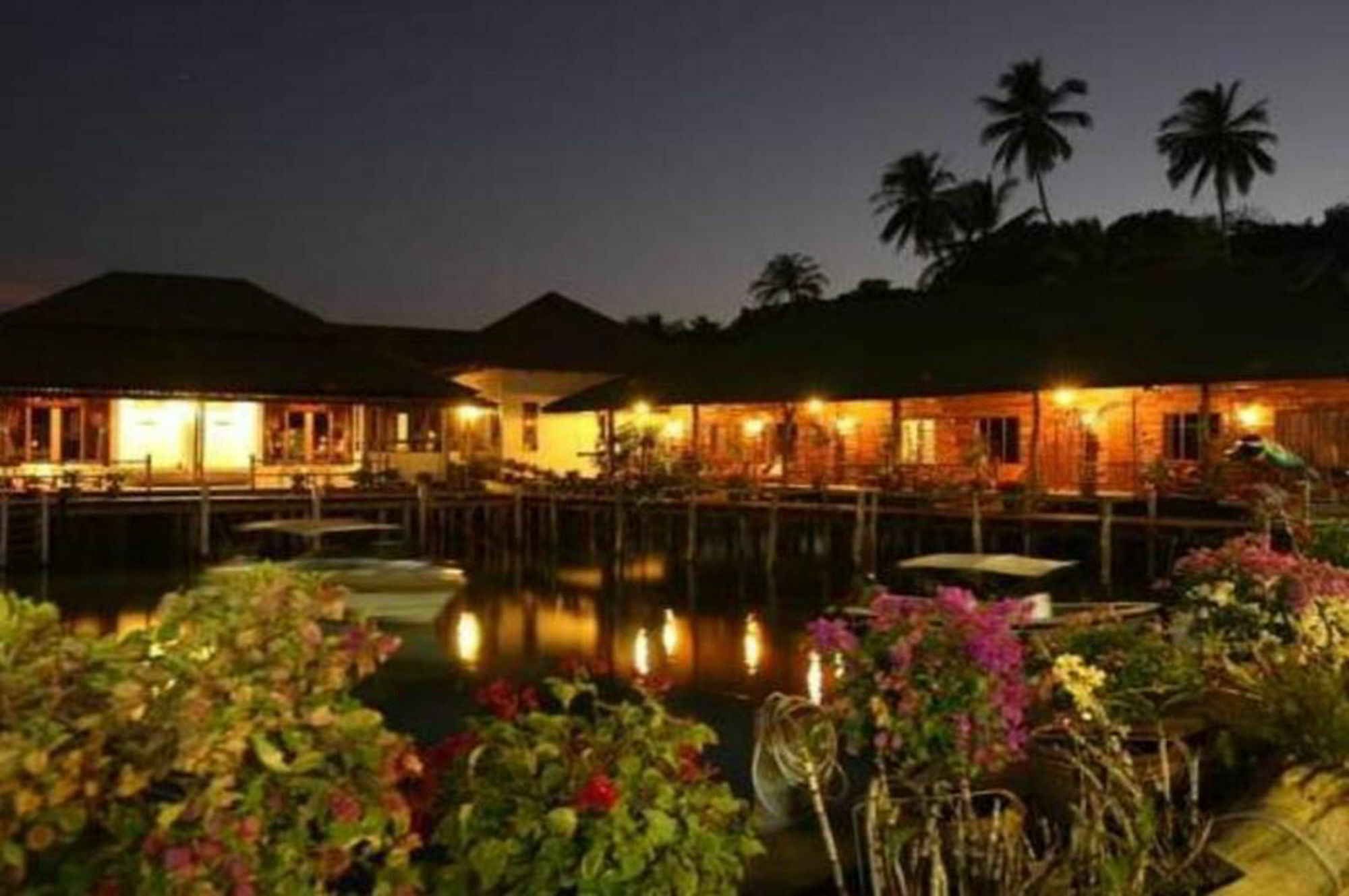Salakphet Resort Koh Chang Exterior photo